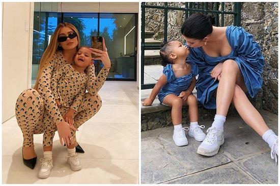 Nữ tỷ phú sexy nhất Hollywood diện đồ đồng điệu bên con gái, ai ngờ bé còn 'hot' hơn cả mẹ