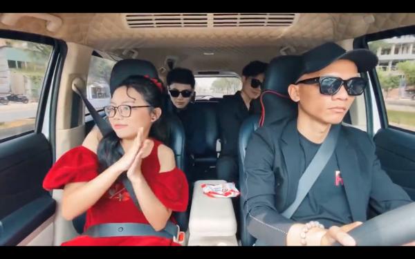 Nhọ như Phương Mỹ Chi: Hát hay cũng không gây chú ý bằng cặp đôi đam mỹ phụ họa phía sau-7