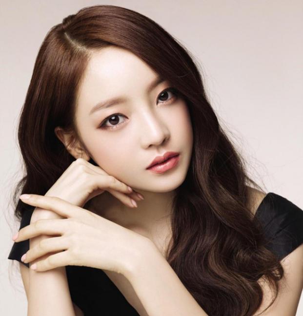 Người mẹ bỏ rơi Goo Hara đòi hưởng 50% tài sản sau khi con gái tự sát-2