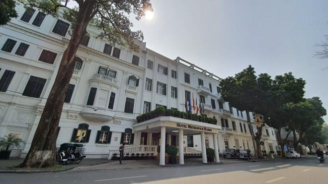 Ngoài phong tỏa khách sạn sang nhất Hà Nội Metropole, 2 khách sạn khác trong khu phố cổ cũng đã bị cách ly-1