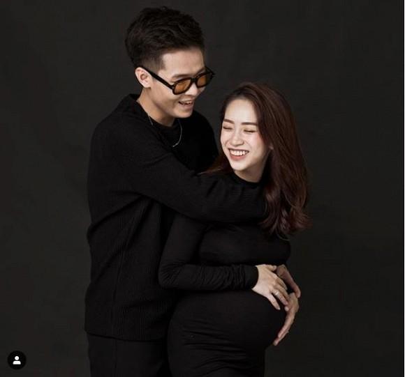 Khoe ảnh bên ông xã trước khi nằm ổ, con gái Minh Nhựa bị săm soi nhan sắc-4