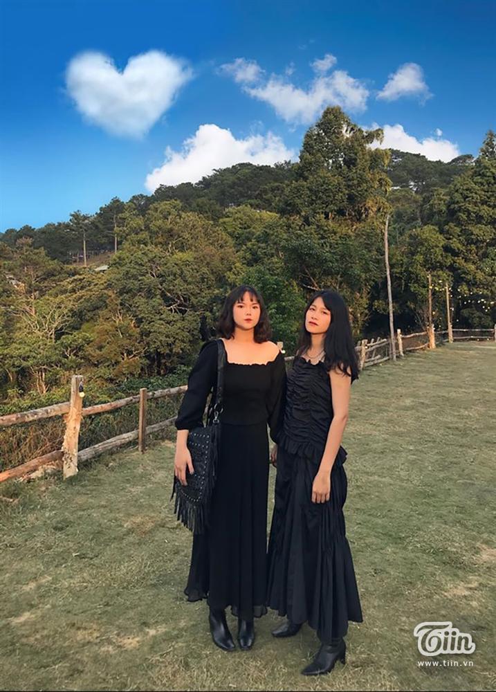 Cặp LGBT nữ nên duyên nhờ like dạo, gu thời trang chất lừ đang khiến dân mạng xôn xao-5