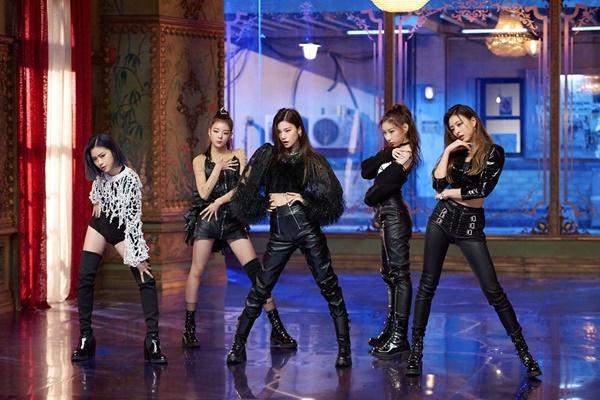 Tân binh khủng long nhà JYP cá tính trong sản phẩm trở lại-3