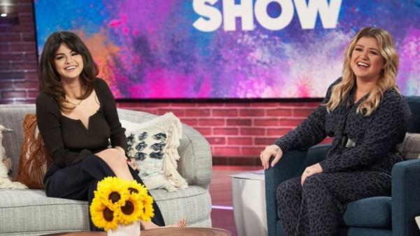 Bị chê bai giọng hát kém nội lực, diva thở Selena Gomez lên tiếng đáp trả-2