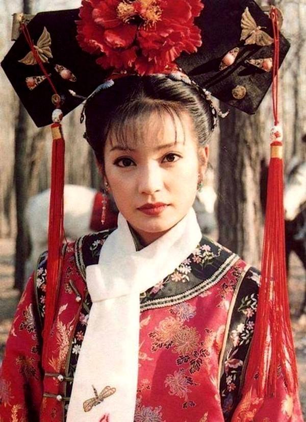 Điểm mặt 5 nữ chính bị ghét vì liên tục thoát chết một cách phi lý trong hậu cung-1