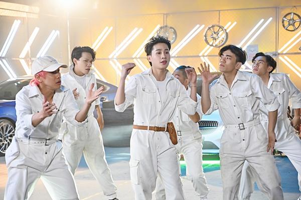 NÓNG: Jack trở lại lợi hại hơn xưa - diện đồ chất chơi lại còn tự tin khoe vũ đạo-6