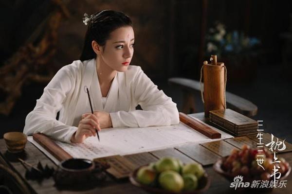 Tam sinh tam thế Chẩm thượng thư: Địch Lệ Nhiệt Ba tiết lộ chuyện lấy chồng sinh con sau khi đóng Phượng Cửu-2