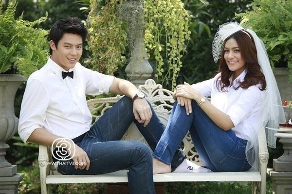 Bông hồng lai đẹp nhất đất Thái và chuyện tình bị ghét bỏ vì mang tiếng ăn cháo đá bát-7