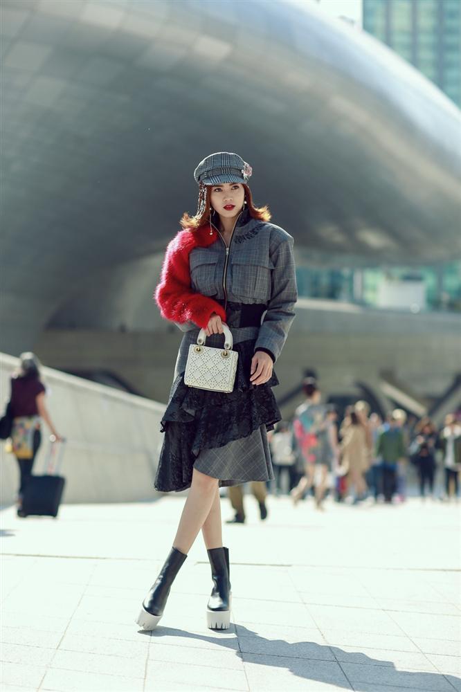 Bóc giá tấm vé dự fashion week của các rich kid và tín đồ thời trang-7