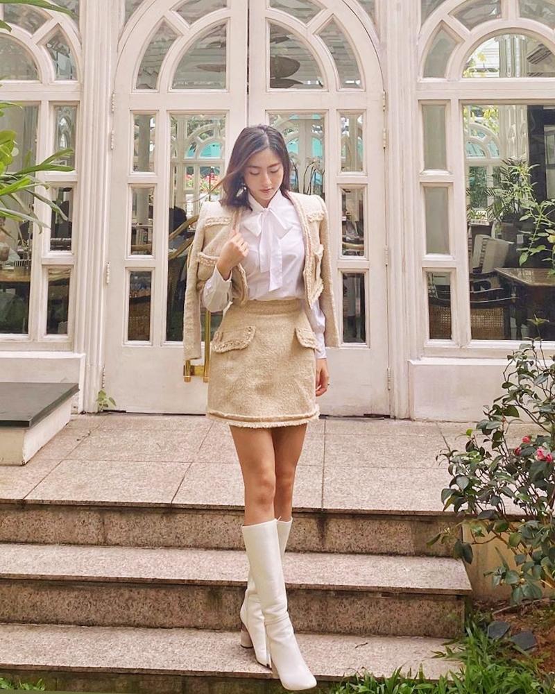 Sao Việt lăng-xê màu hồng cánh sen: Phạm Hương chất như nữ tổng tài - Ngọc Trinh tự mình gây thảm họa-8