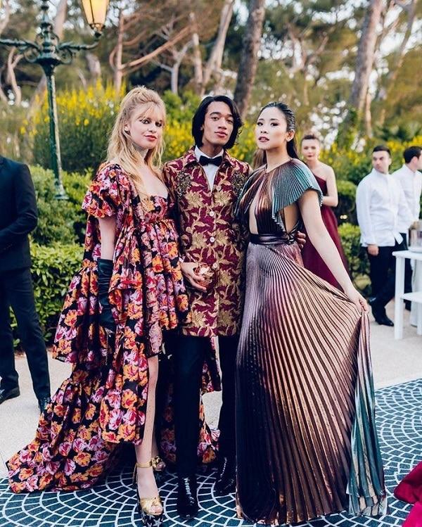 Chị gái bệnh nhân số 17 nCoV có style sành điệu, sở hữu quyền lực đáng nể trong giới thời trang-10