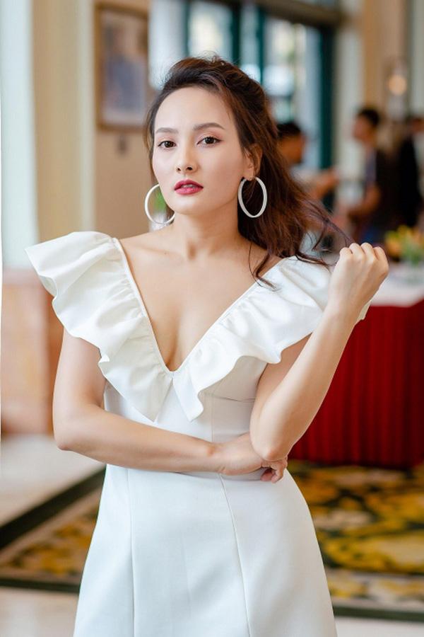 Bảo Thanh - Anh Dũng: Người giàu có sắm biệt thự xe sang, người dính tin đồn cặp kè phú bà showbiz-2