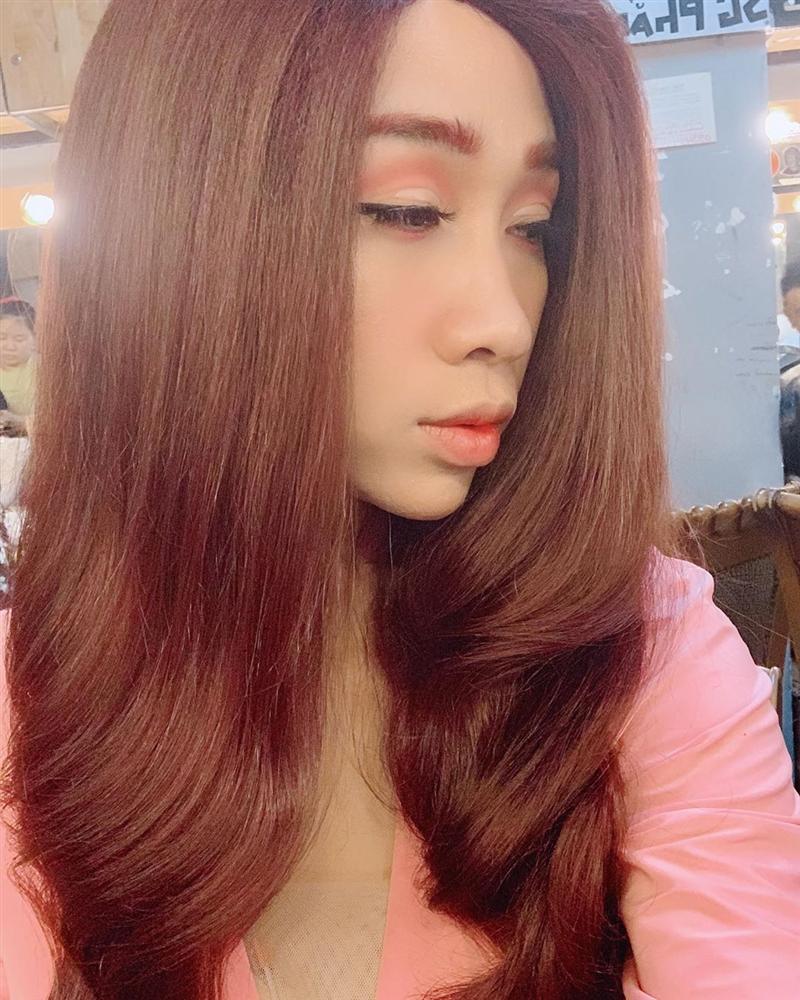 Kết thúc 14 ngày tự cách ly vì dịch Covid-19, bộ dạng BB Trần và Hải Triều trở nên quá khác lạ-2