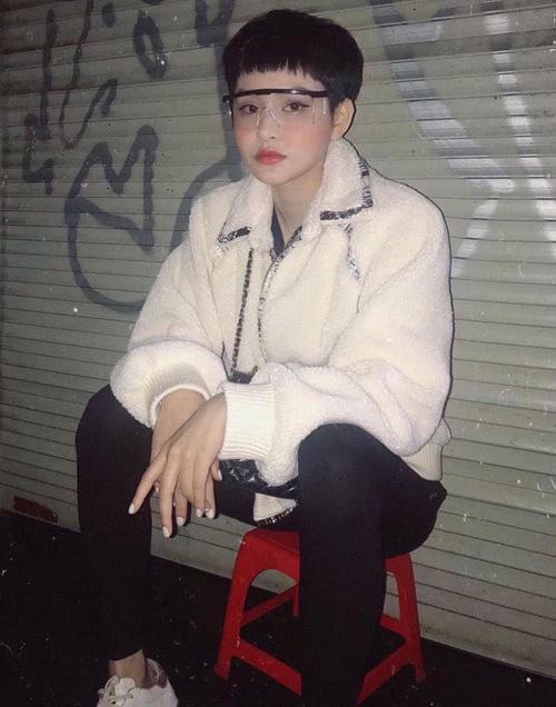 Mỹ nhân Việt lăng-xê kính bảo hộ chống virus corona sành điệu bất ngờ-3