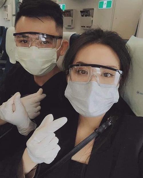 Mỹ nhân Việt lăng-xê kính bảo hộ chống virus corona sành điệu bất ngờ-6