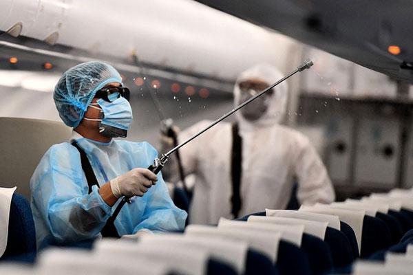 Hành khách từ Anh về khiến cả chuyến bay cách ly âm tính với Covid-19-1