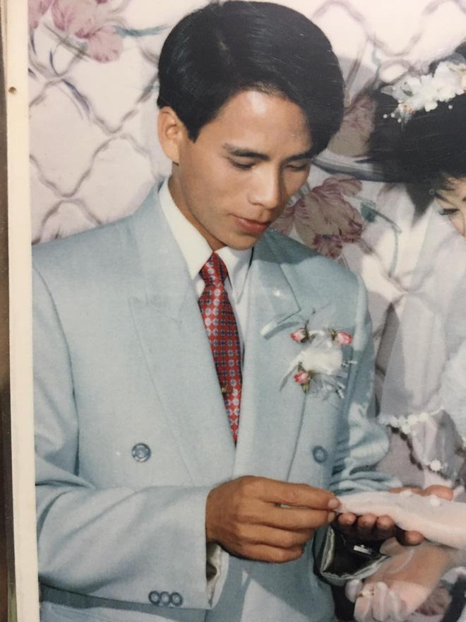 Cô gái khoe nhan sắc cực phẩm của bố mẹ ngày cưới, nhưng cú twist chính là ảnh anh chị nhà bây giờ-2