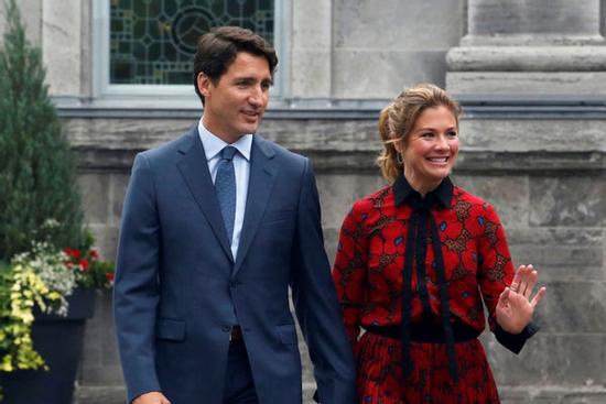 Vợ Thủ tướng Trudeau dương tính với virus corona