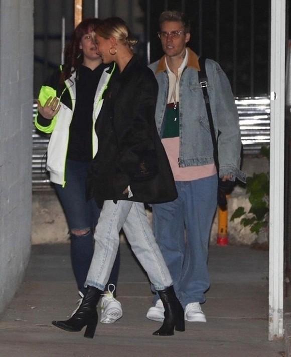 Bình thường luộm thuộm như ông chú, nay Justin Bieber lột xác cực bảnh với tóc vuốt, cạo râu-1