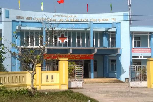 Quảng Trị: Cách ly du khách người Anh đi trên chuyến bay VN0054 có tiếp viên mắc Covid-19-1