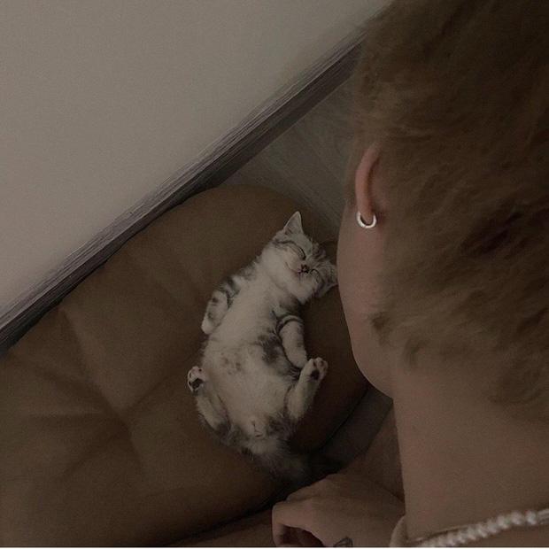 Sau bằng chứng tặng quà mẹ vợ tương lai, Sơn Tùng lộ vòng đôi sang chảnh với Thiều Bảo Trâm-2