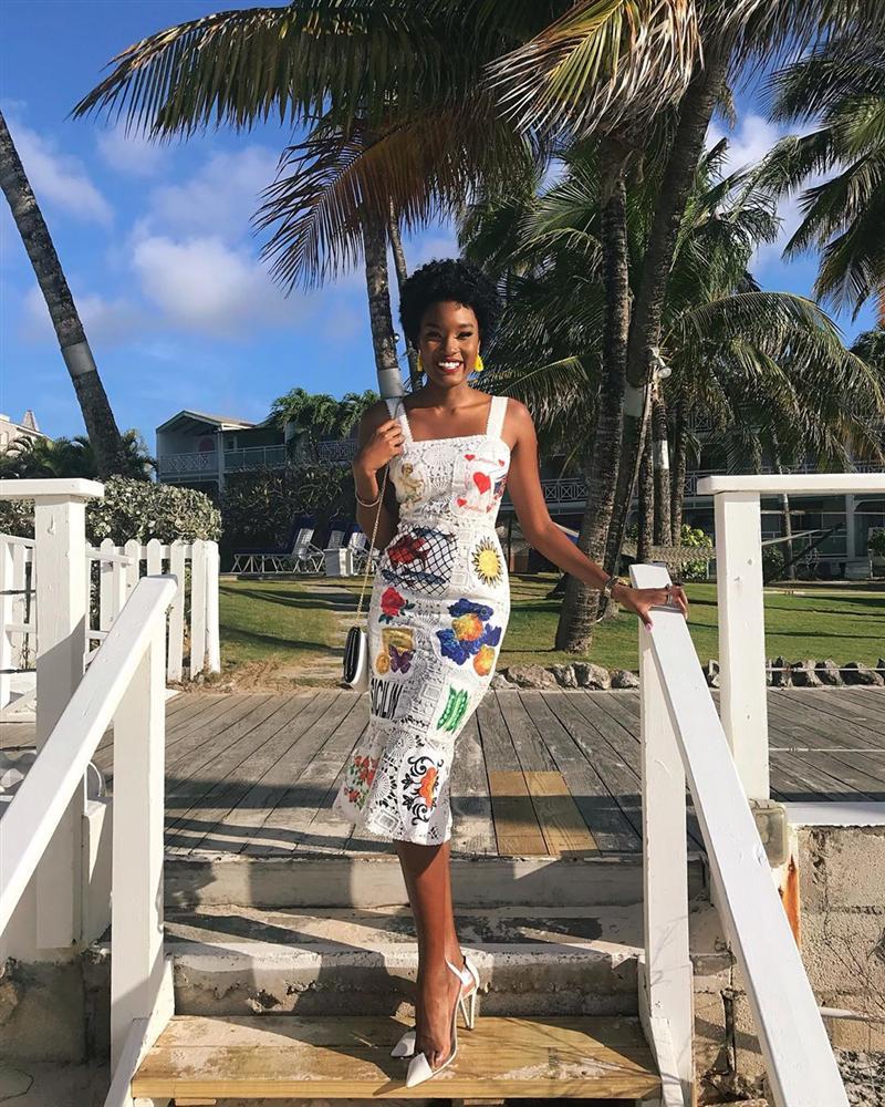 Bản tin Hoa hậu Hoàn vũ 14/3: Ảnh chụp lén đẹp quên sầu của HHen Niê trên sân khấu Miss Universe-9