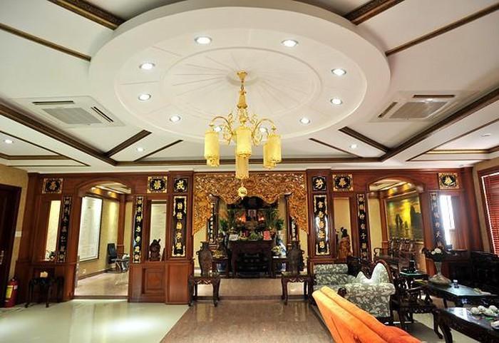 Cận cảnh biệt thự triệu đô, dát vàng 24k của những ca sĩ Việt-14