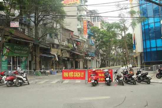 Hà Nội kêu gọi công dân trở về từ các vùng dịch làm xét nghiệm COVID-19 miễn phí