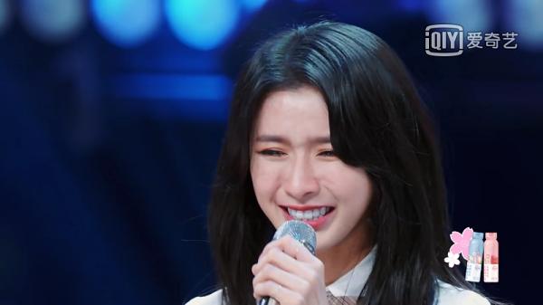 Thực tập sinh chương trình có Lisa làm cố vấn bị ném đá vì có chồng mà còn đi thi làm thần tượng-8