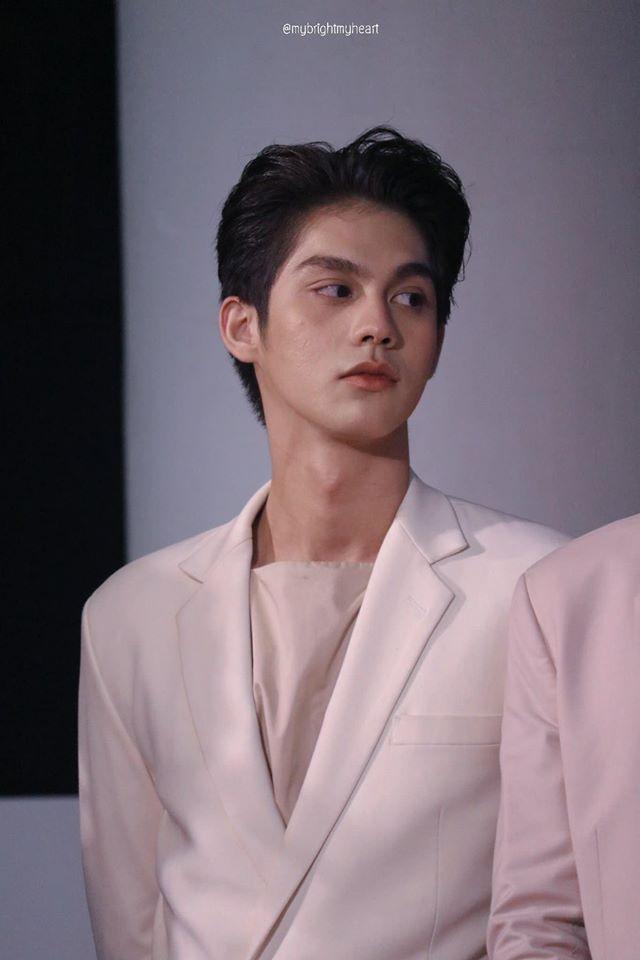 Đến chị đại The Face Thailand cũng mê mẩn hotboy đam mỹ Bright Vachirawit-9