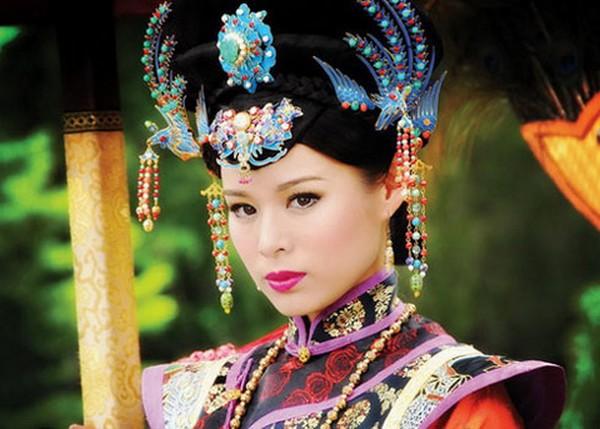 Xa Thi Mạn, Tuyên Huyên và những mỹ nhân lột xác với vai phản diện trên màn ảnh TVB-5