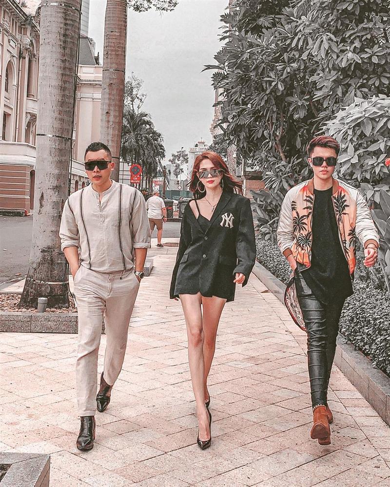 Ảnh chụp lén kém sexy đã đành, ai ngờ Ngọc Trinh vẫn không khá hơn trong clip tự đăng-4