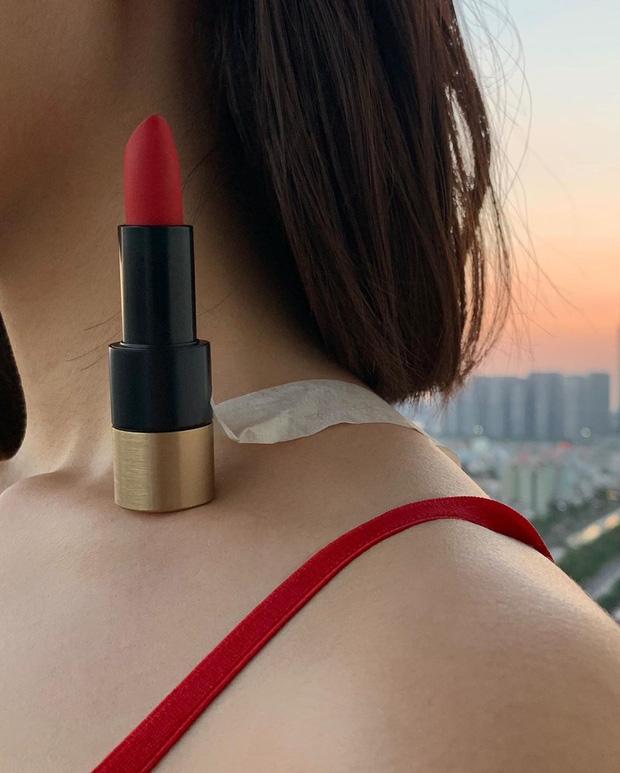 Thử thách #LipstickChallenge khuynh đảo Vbiz: Chi Pu thách đấu hội chị em nhưng Min và Khánh Linh mới max lầy-5