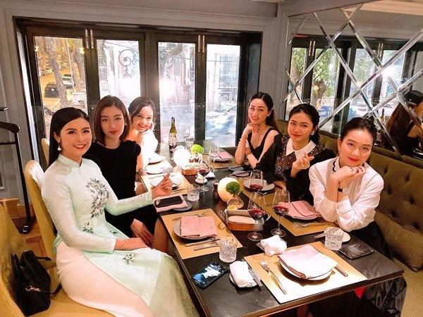 Hội bạn thân Hoa hậu Đỗ Mỹ Linh chứng minh đẳng cấp, mua túi nhóm gần 300 triệu-4