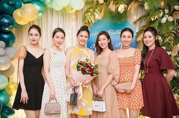 Hội bạn thân Hoa hậu Đỗ Mỹ Linh chứng minh đẳng cấp, mua túi nhóm gần 300 triệu-6