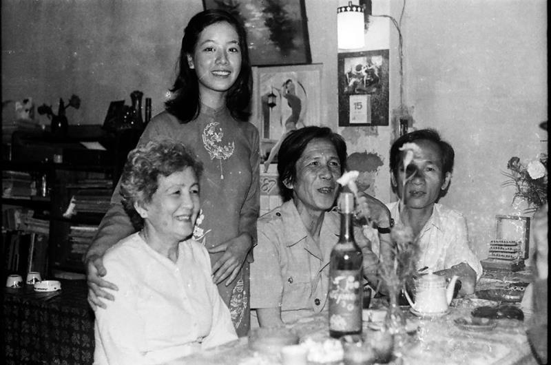 NSƯT Chiều Xuân khoe ảnh cưới chụp 33 năm trước-10
