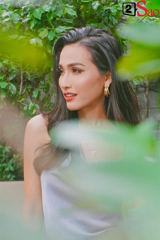 Hoa hậu Chuyển giới Hoài Sa: Hương Giang mới là người buồn khi bị so sánh với tôi-4