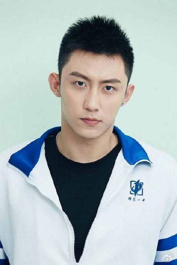 Tiêu Chiến, Triệu Lệ Dĩnh và những ngôi sao Hoa ngữ càng bị ném đá càng nổi như cồn-7