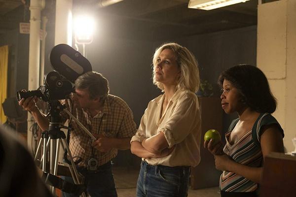 Điều phối viên cảnh nóng bảo vệ sao nữ trong các cảnh khoe thân-1