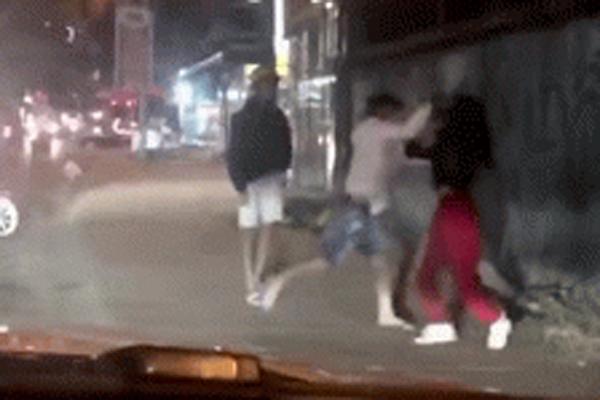 Bạn trai yếu chuyện ấy, cô gái lại vui mừng, lý do phía sau ít ai ngờ tới-4