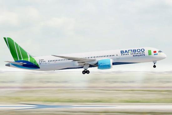 Cách ly hai tổ bay của Bamboo Airways do có khách nhiễm Covid-19