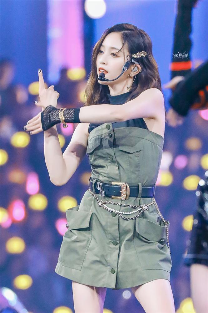 Nghệ sĩ bị phát tán ảnh nhạy cảm-5