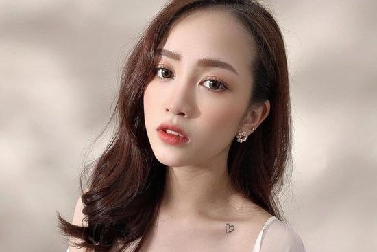 Làm mẹ tuổi 20, con gái đại gia Minh Nhựa đẹp không nhờ son phấn mà nhờ bí quyết này