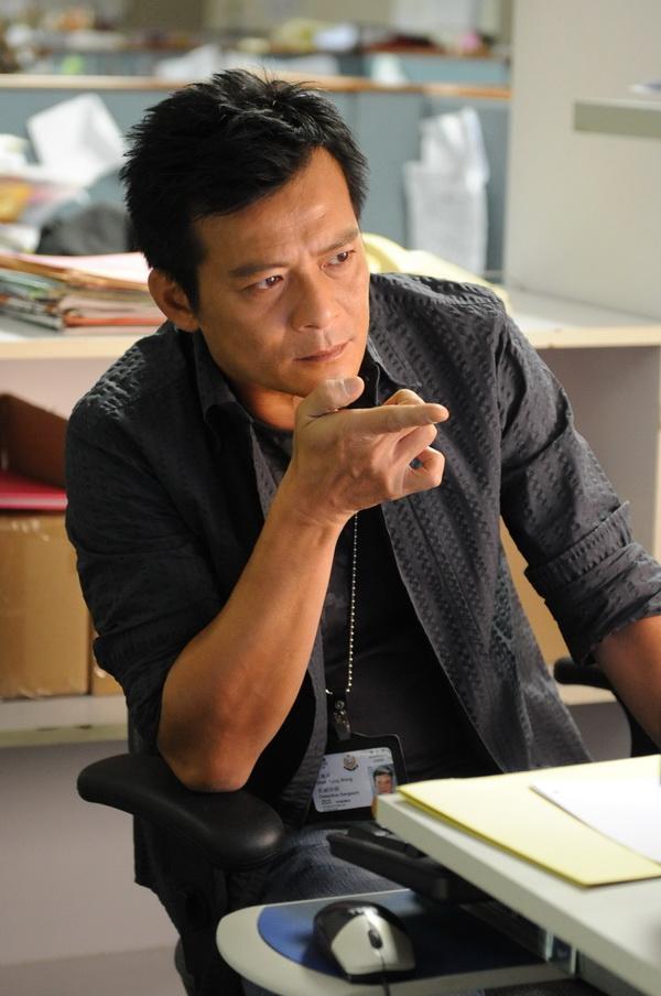 Những tài tử cùng tên Hoa của TVB: người không con cái, kẻ tán gia bại sản-13