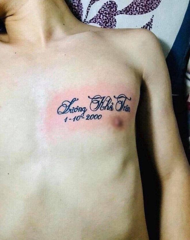 Chàng trai Thanh Hóa làm hội chị em phát cuồng khi chịu đau 24 tiếng xăm hình vợ kín lưng-3