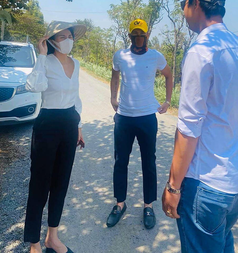 Đi khảo sát miền Tây cùng Thủy Tiên, Công Vinh khóc không thành tiếng vì bị nghi là... trộm chó-4