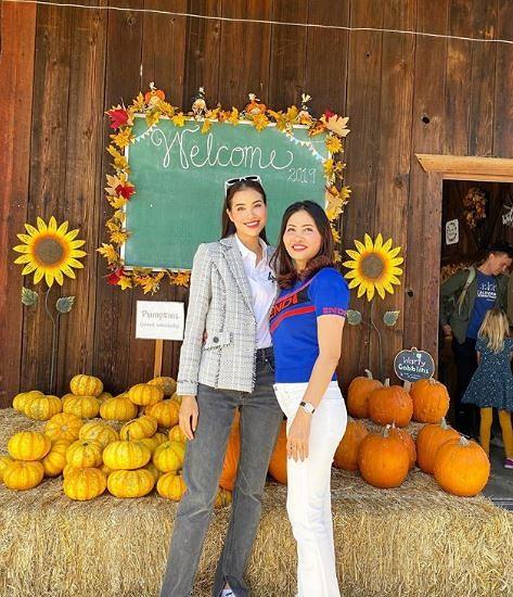 Yêu mẹ thì tốt thôi, nhưng sao Phạm Hương lại photoshop ảnh mẹ đến dị dạng thế này?-5