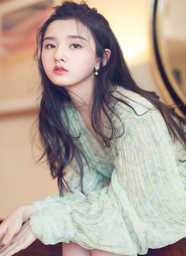 Dàn diễn viên của màn ảnh Hoa ngữ có màn dậy thì như thế nào cả về mặt nhan sắc lẫn diễn xuất?-12