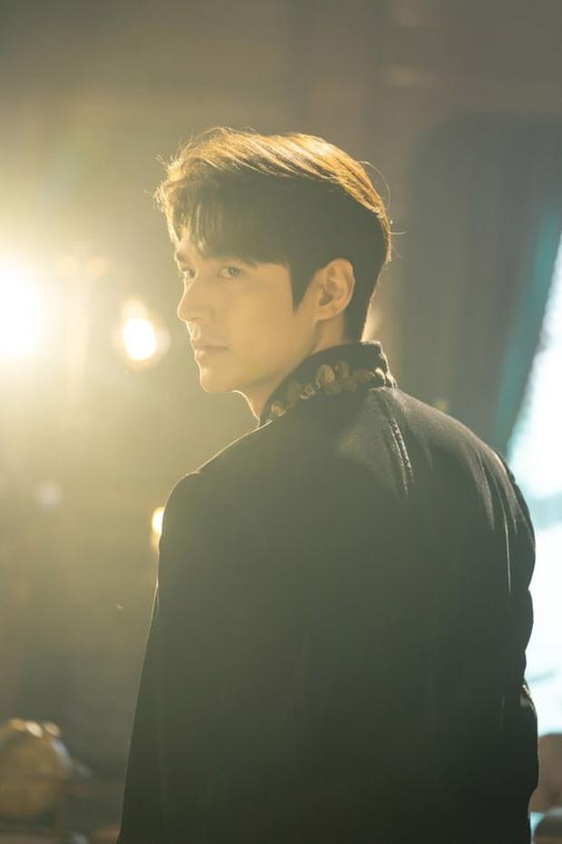 Phim mới của biên kịch Hậu duệ mặt trời chưa lên sóng, NSX đã tuyên bố đây là vai diễn hay nhất của Lee Min Ho-2