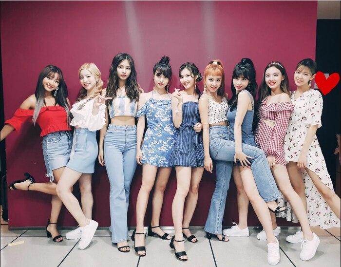 Những em út khổng lồ của Kpop: Nhỏ tuổi nhất nhưng chiều cao khiến ai cũng phải ngước nhìn-7